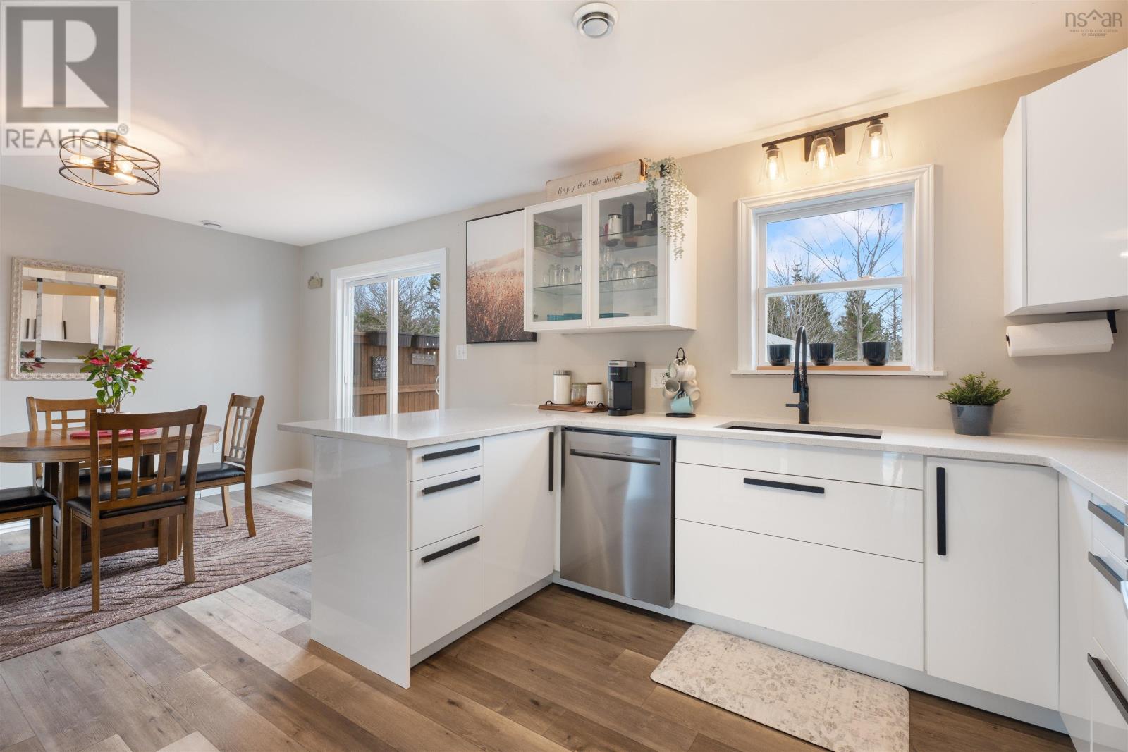 Property 14 of 50 of 99 Loriann Drive