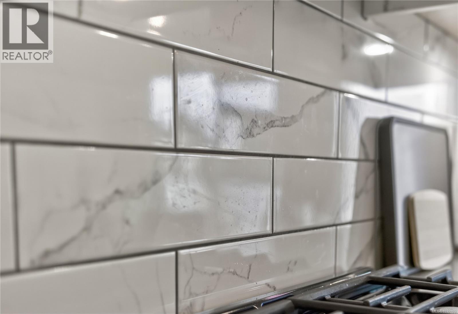 #103 1217 MANZANITA PL - 24