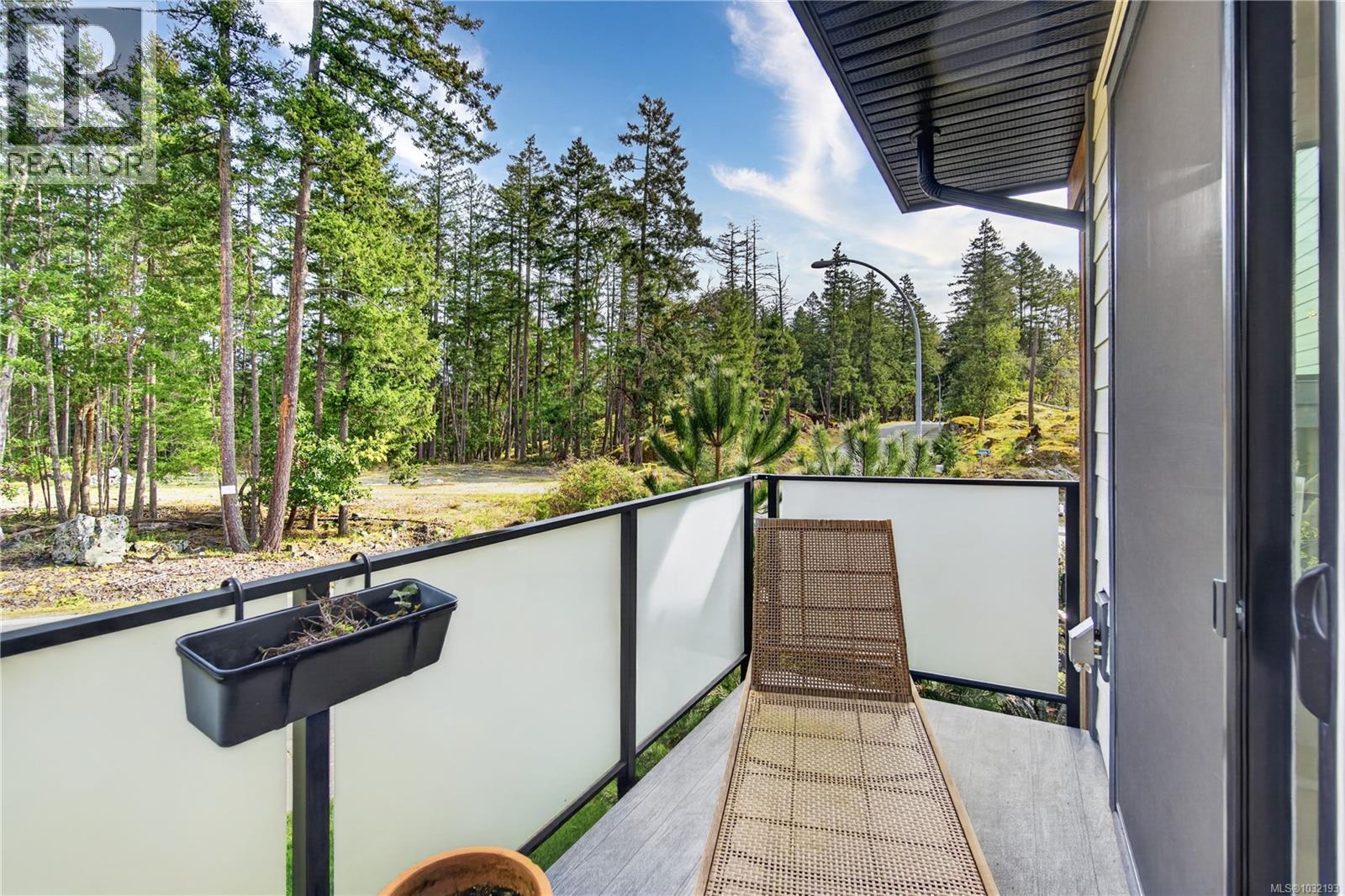 #103 1217 MANZANITA PL - 37