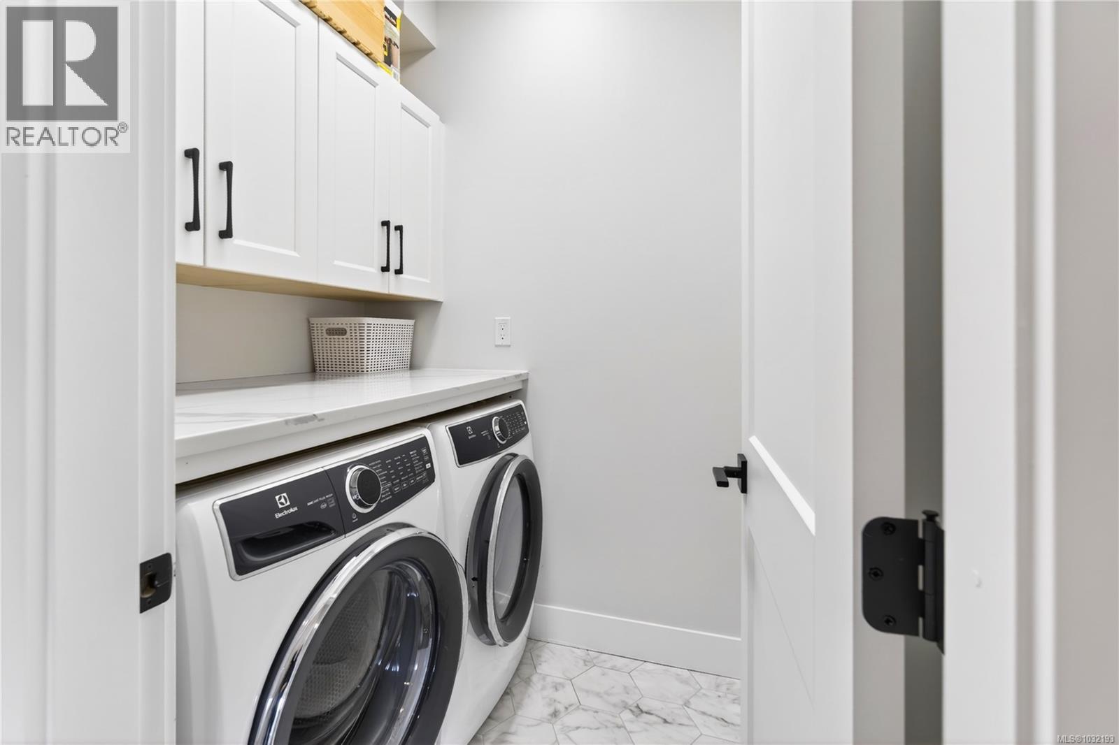 #103 1217 MANZANITA PL - 84