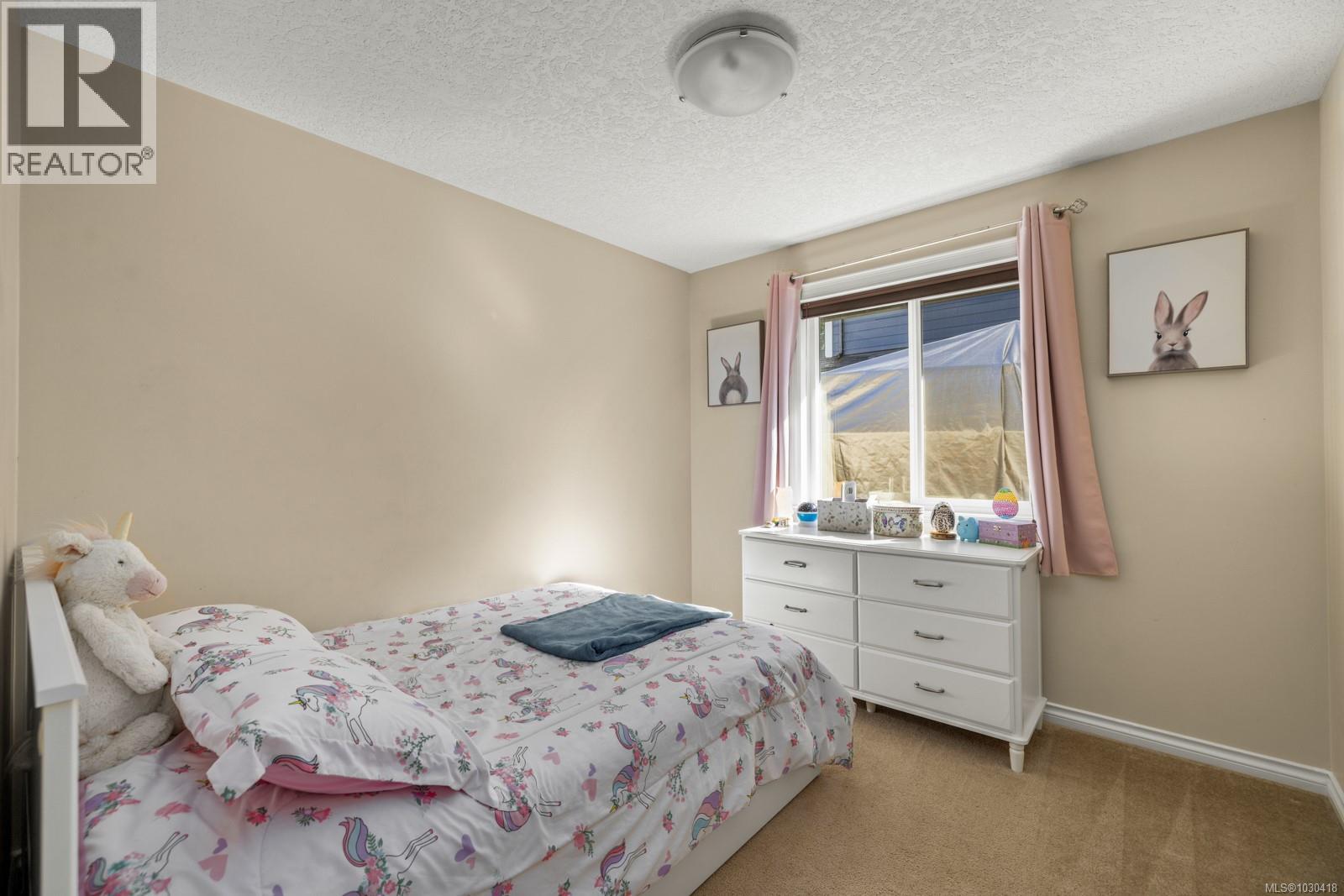 1320 BONNER CRES - 12