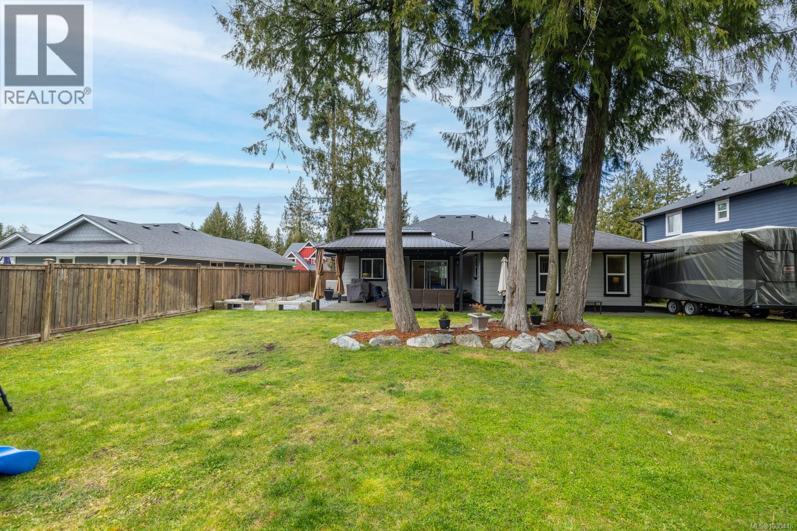 1320 BONNER CRES - 18