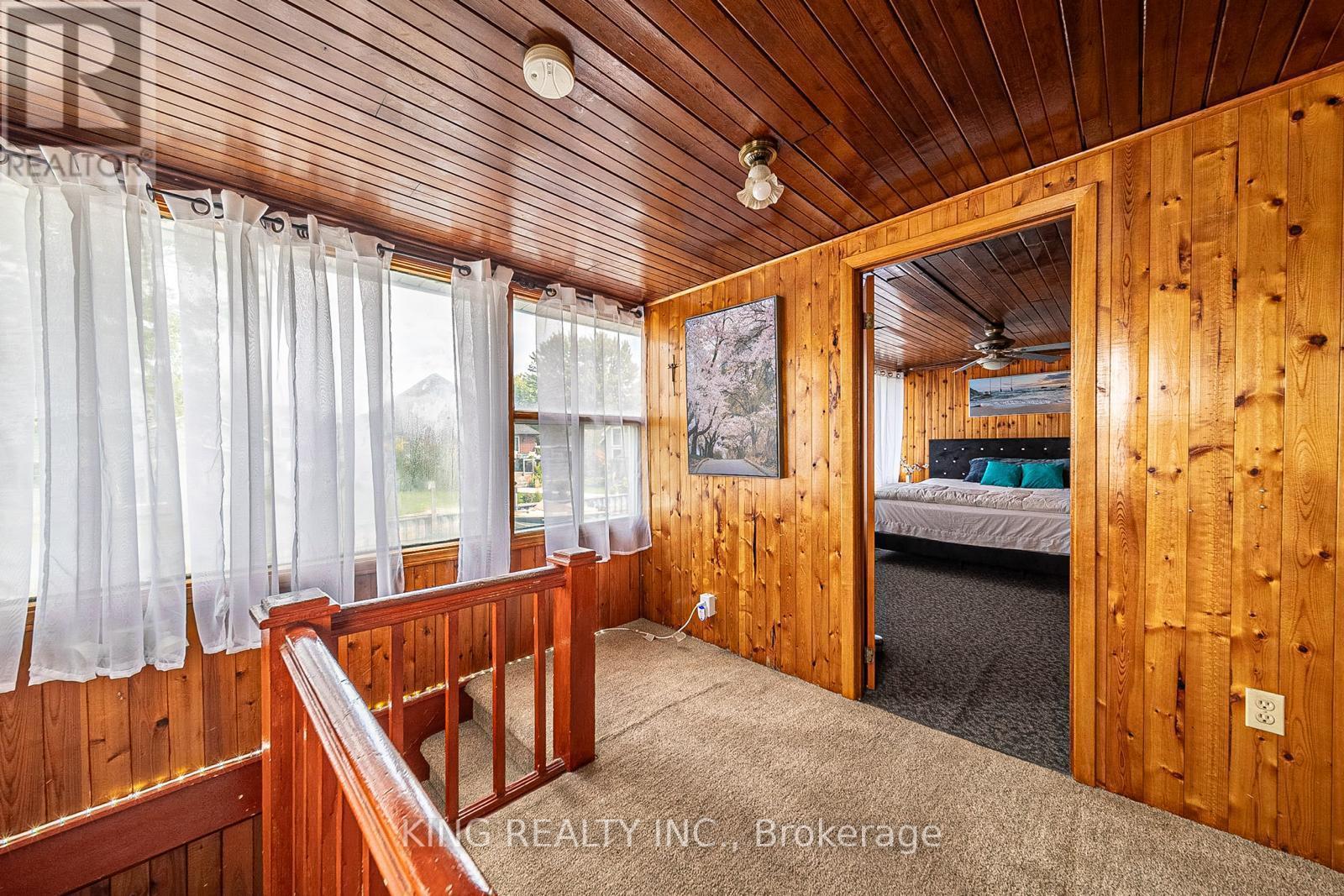 42 WAHNETA AVENUE - 12
