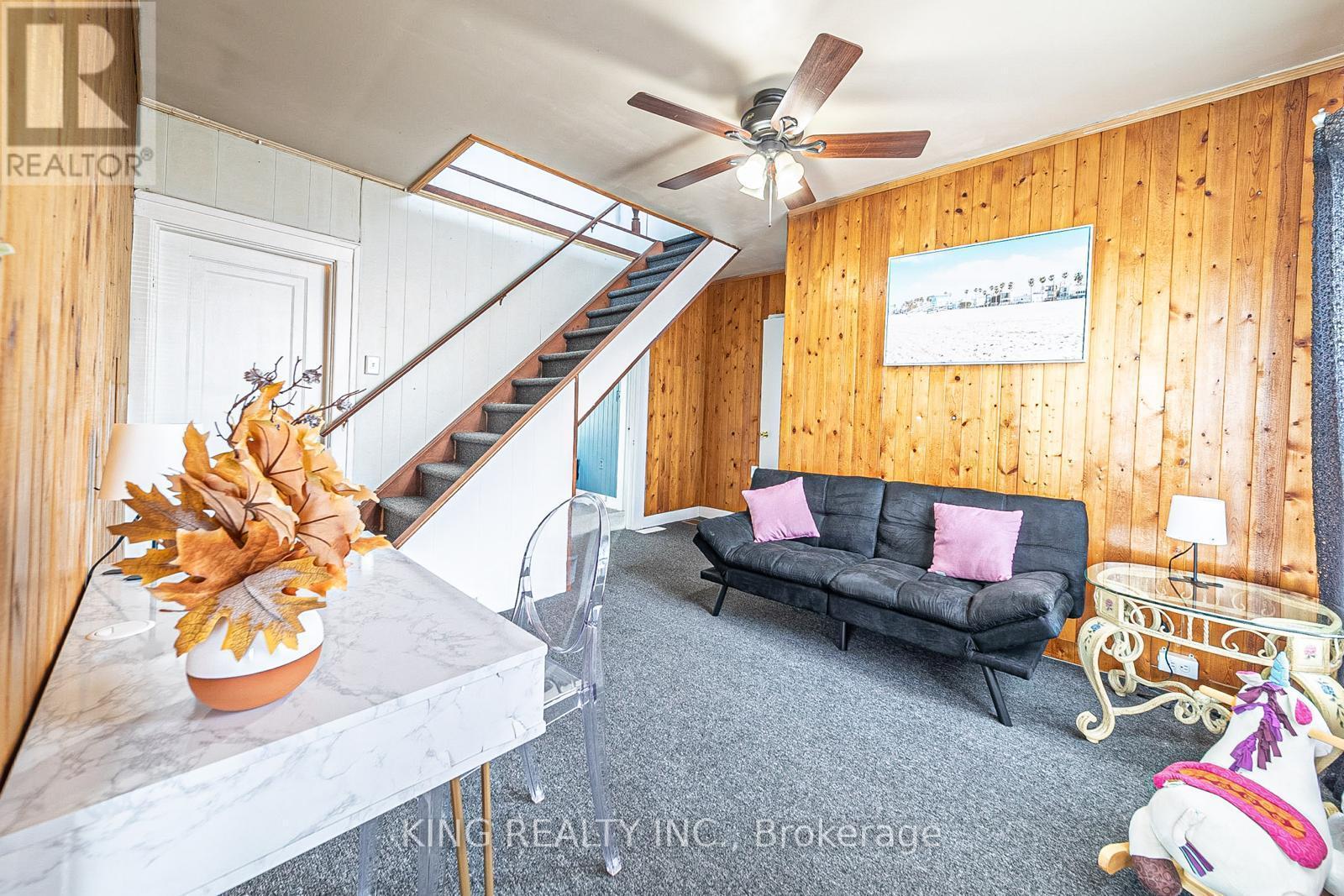 42 WAHNETA AVENUE - 16