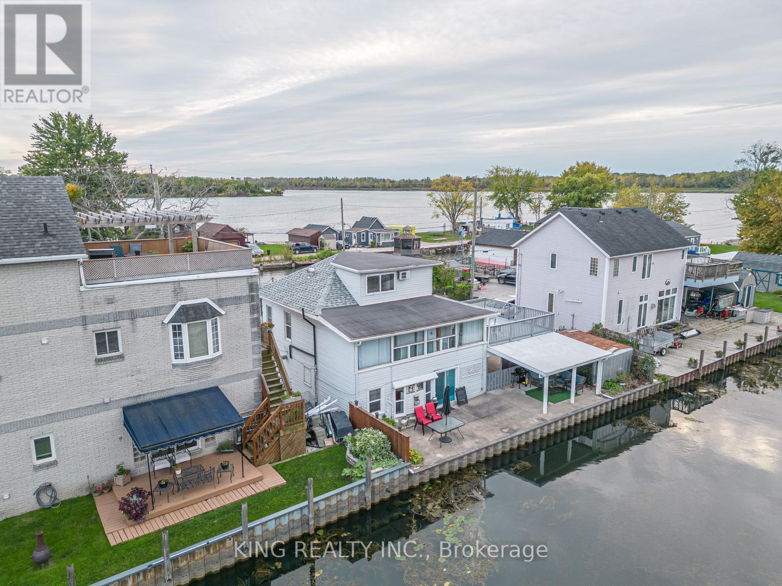 42 WAHNETA AVENUE - 24