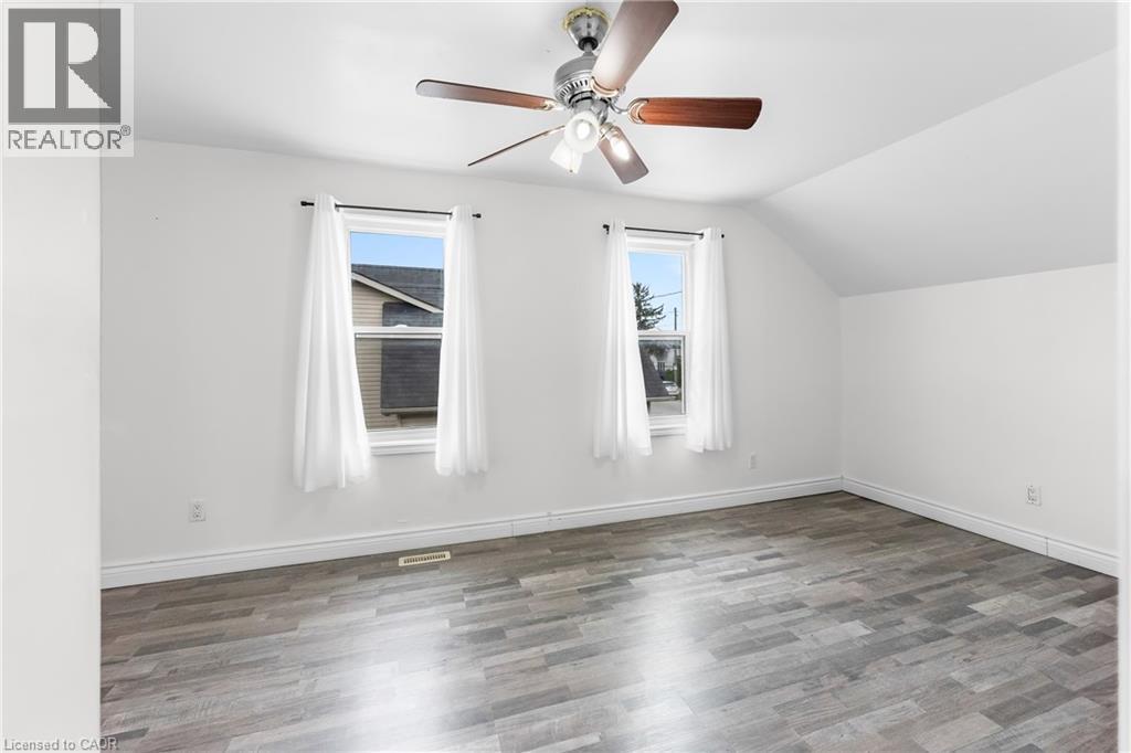 146 OAKDALE AVENUE - 19