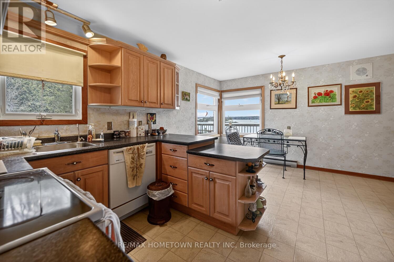 529 JOWSEY MCLEAN ROW - 24