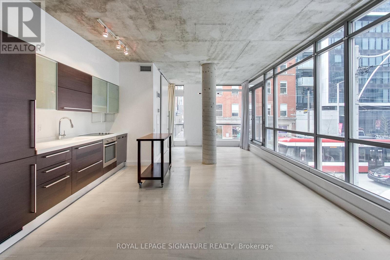 #204 36 CHARLOTTE STREET - Image 2