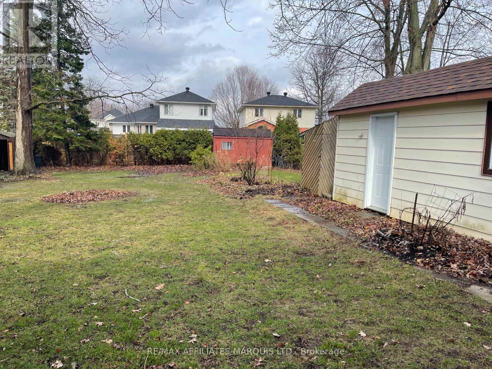 Deep backyard