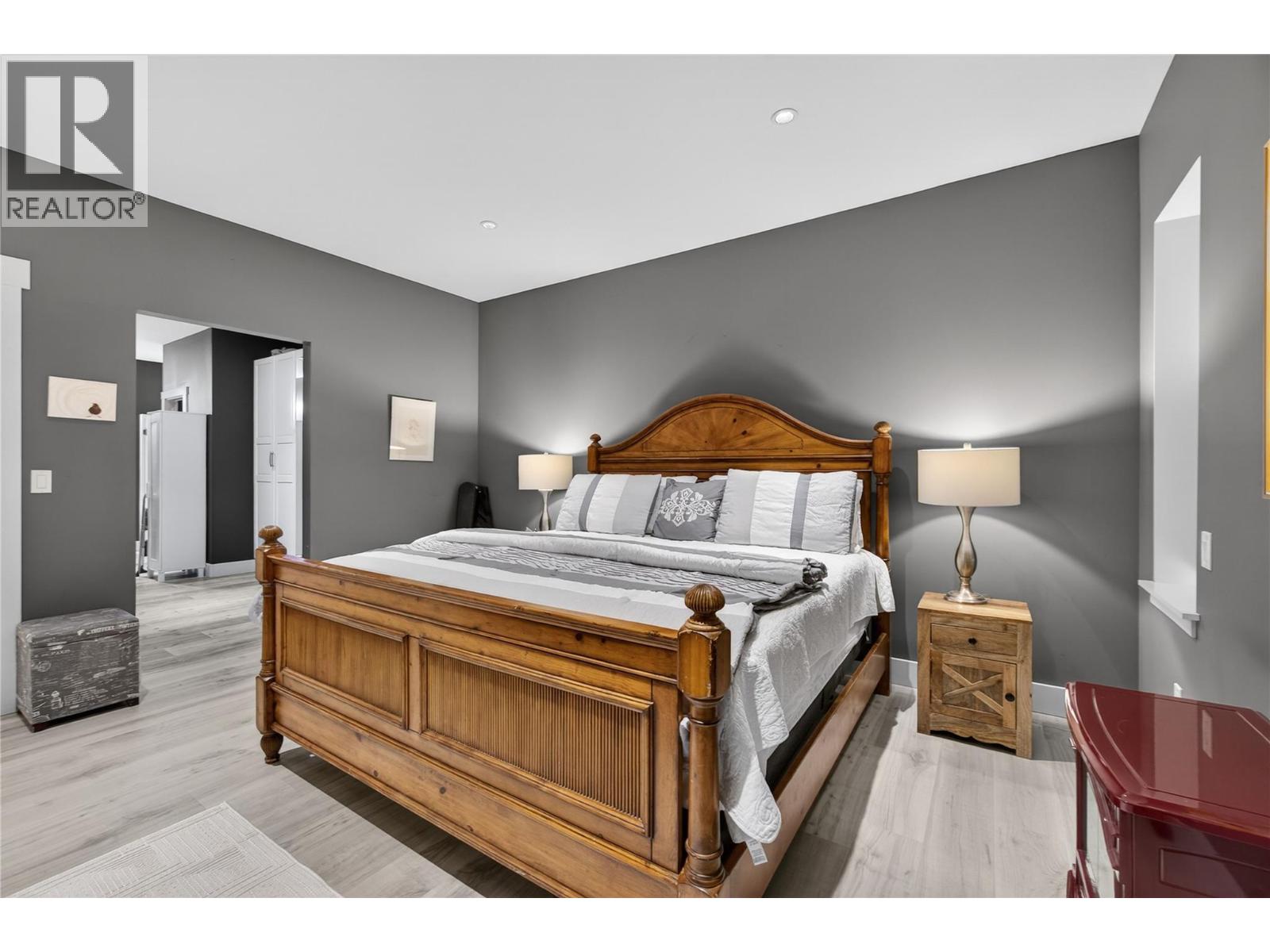 339 Hummingbird Avenue, Vernon