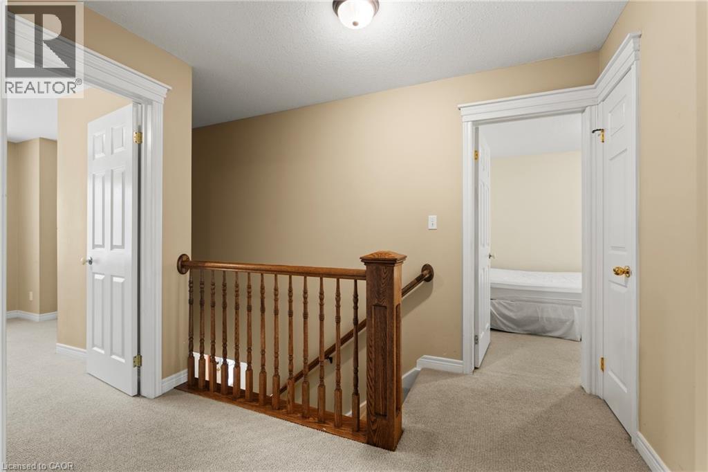 12 OAK DRIVE - 21