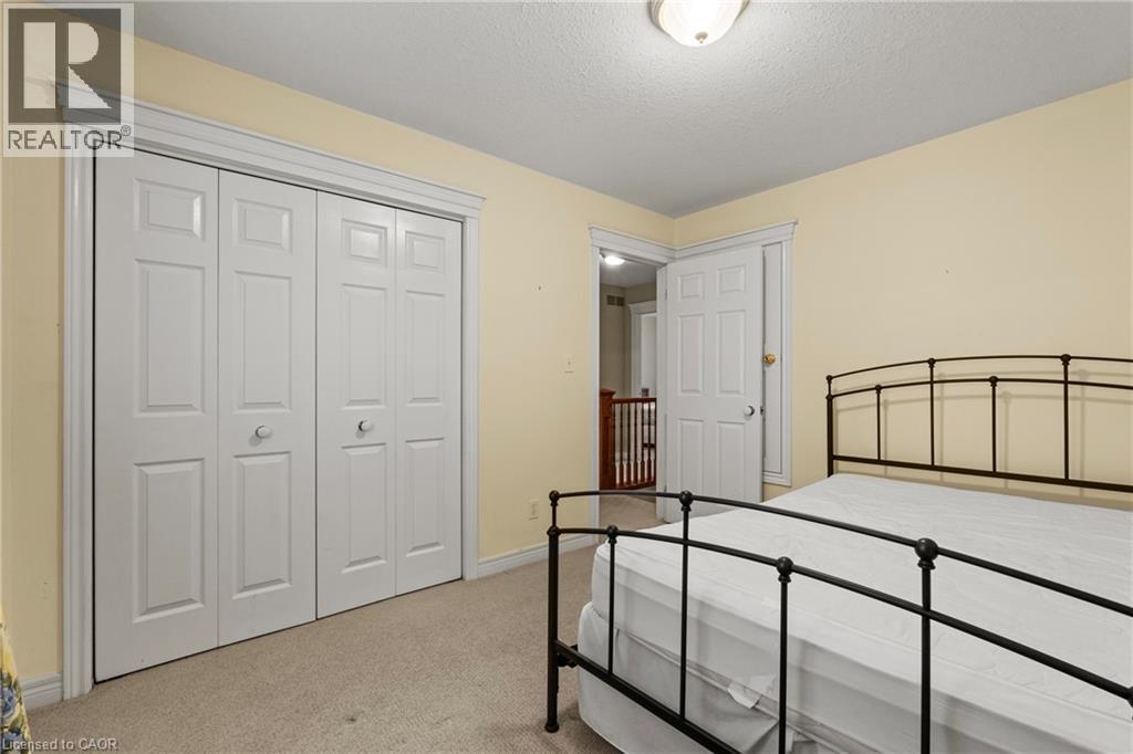 12 OAK DRIVE - 30