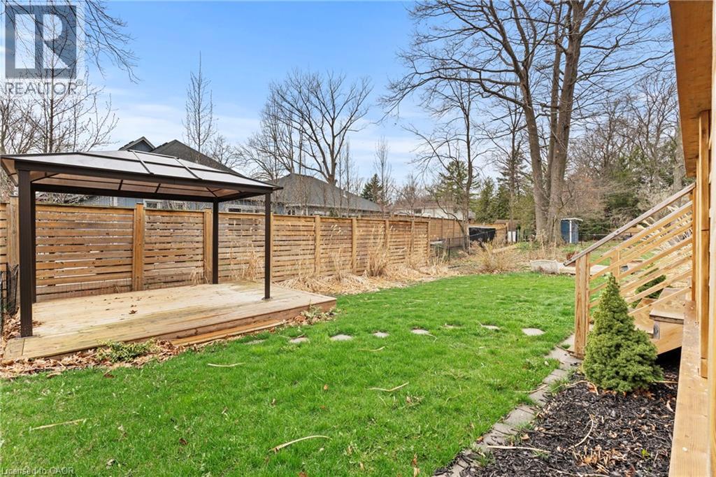 12 OAK DRIVE - 6