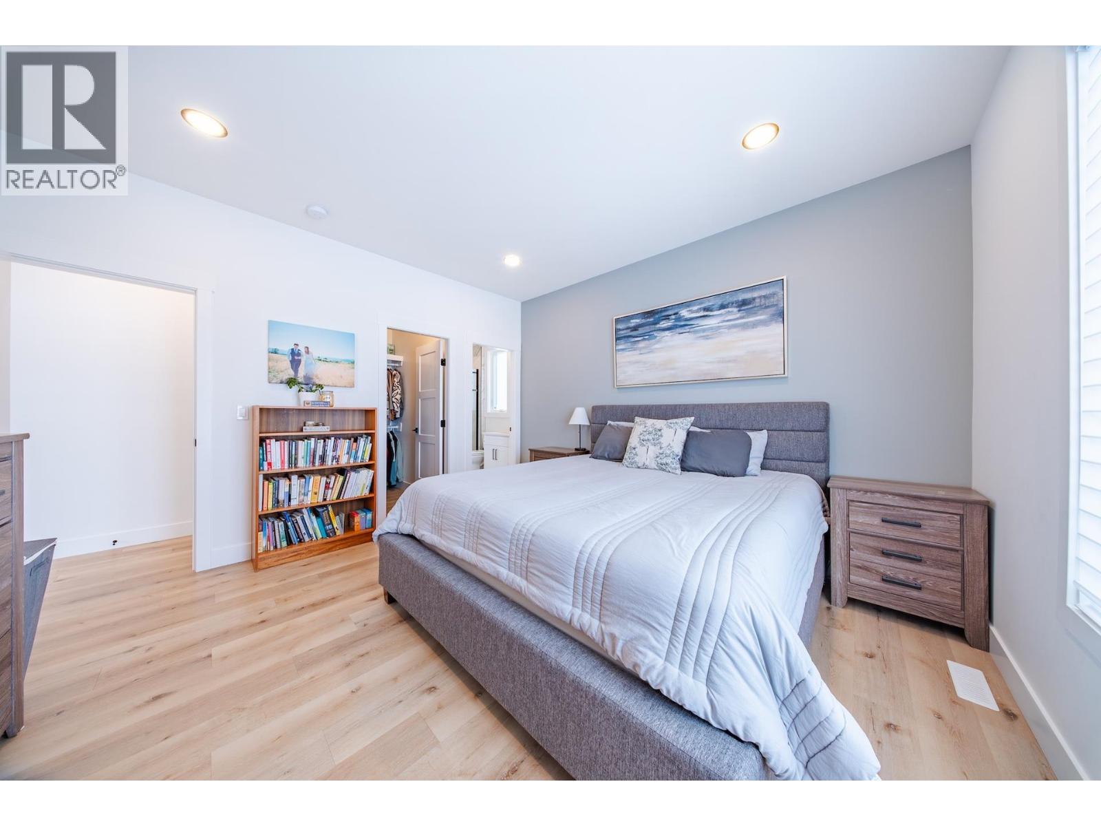 10419 117 AVENUE - 14