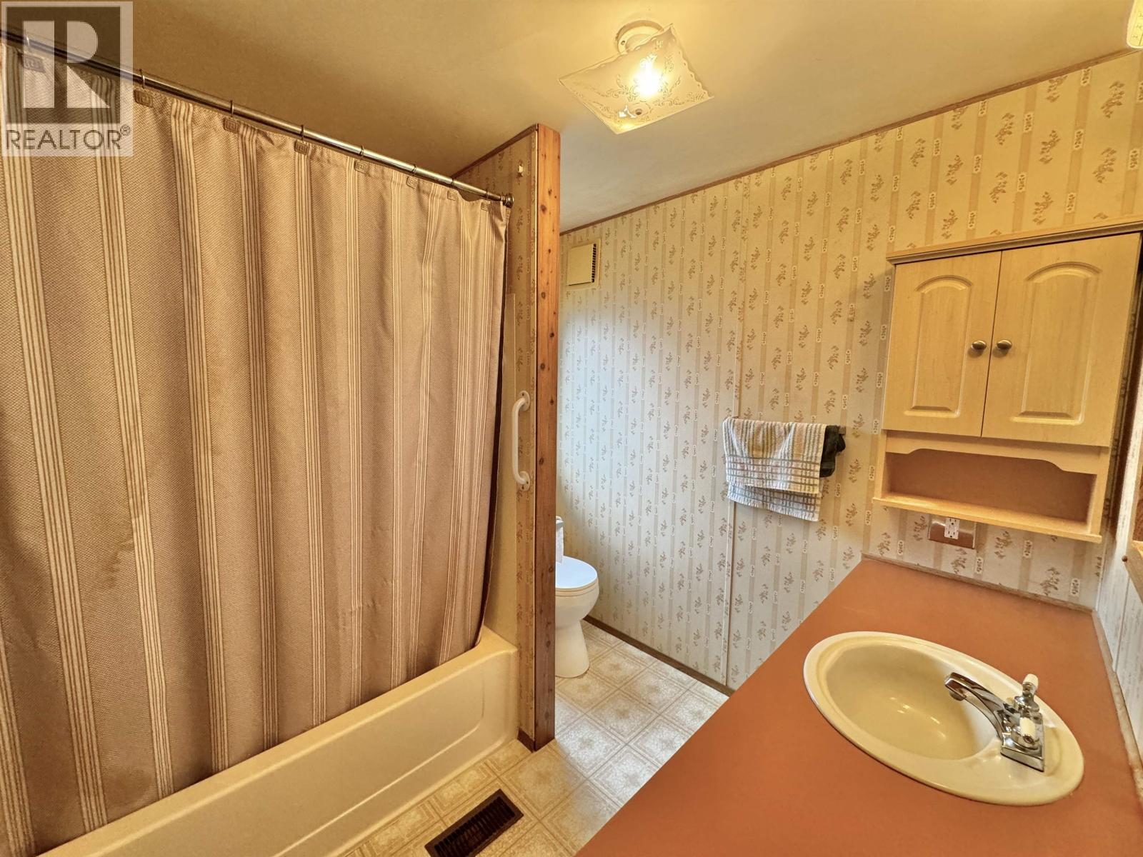 54 770 N 11TH AVENUE, Williams Lake