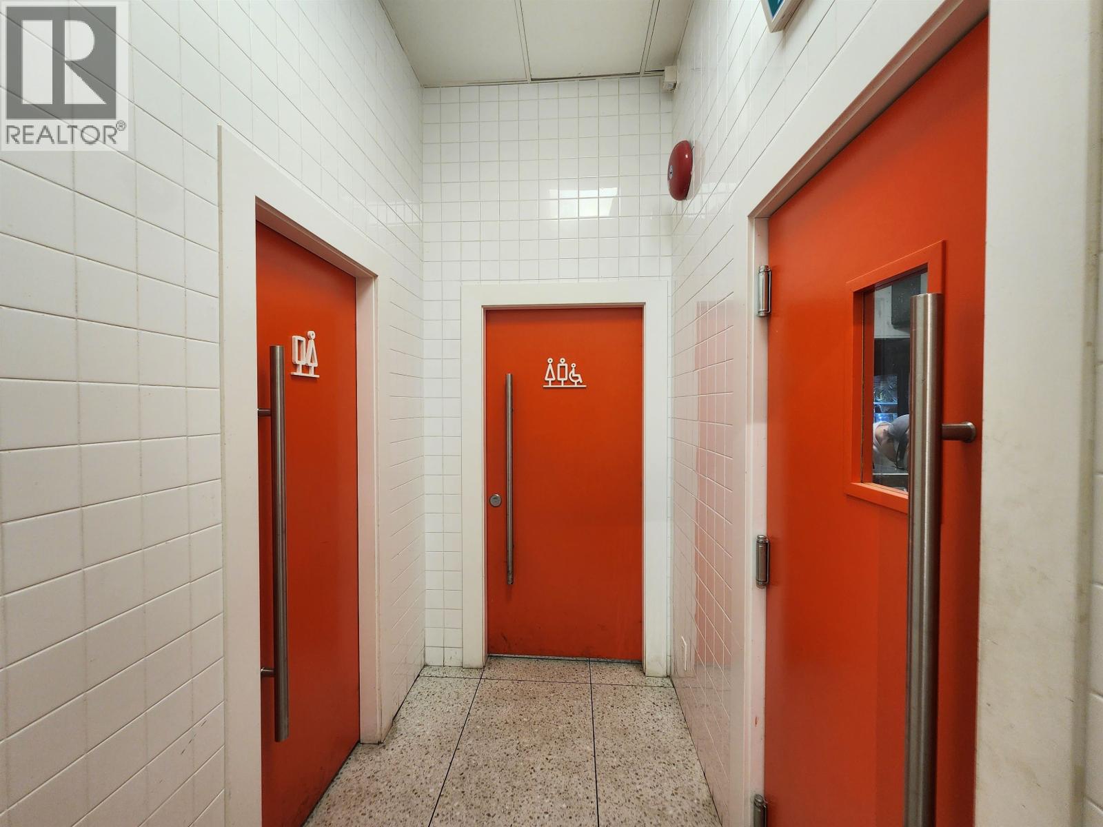 1660 ROBSON STREET — photo 10