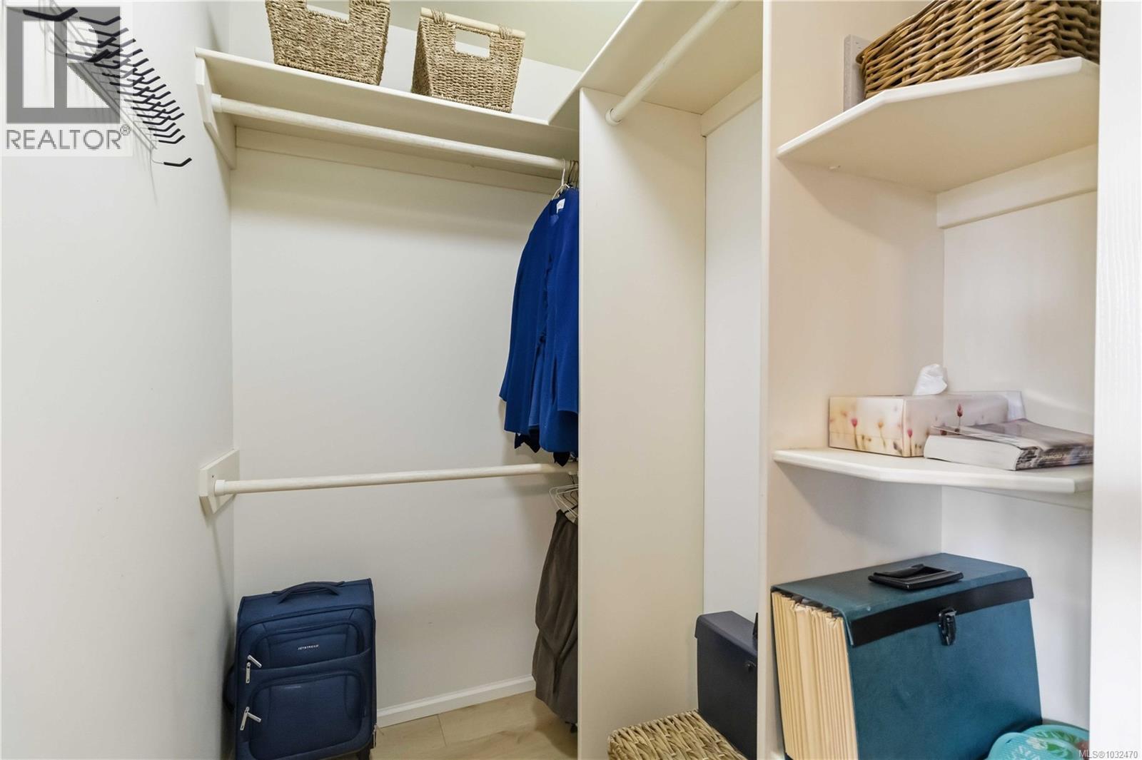 101 1196 Clovelly Terrace, Saanich