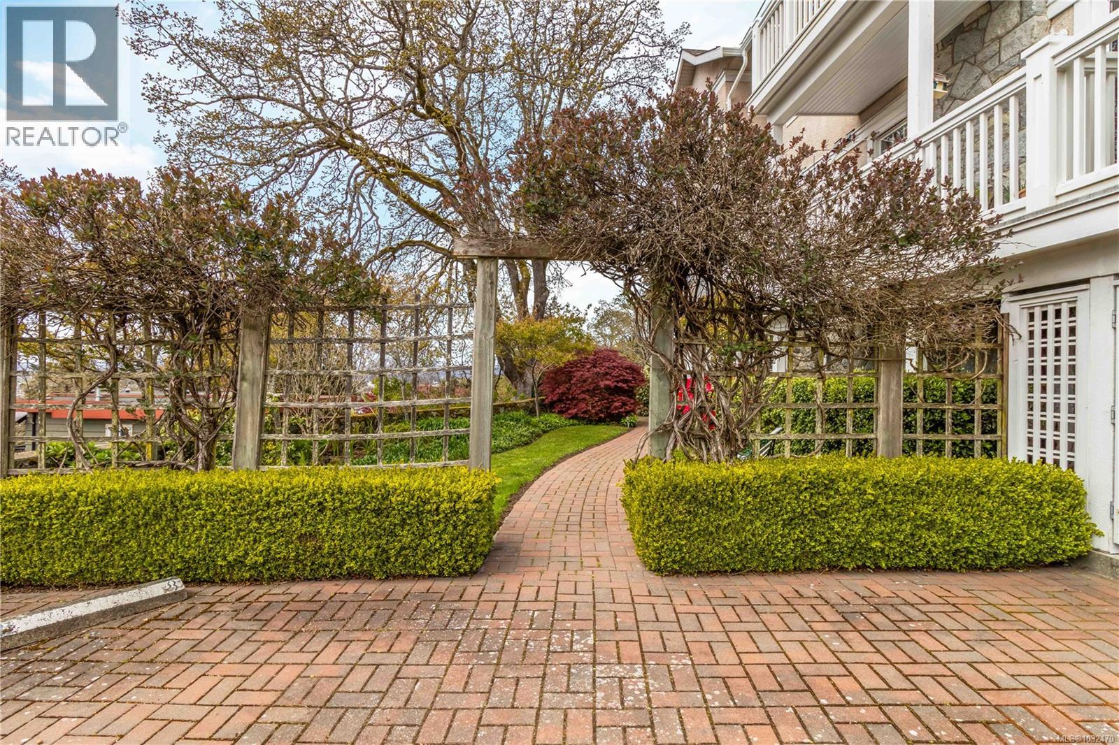 101 1196 Clovelly Terrace, Saanich