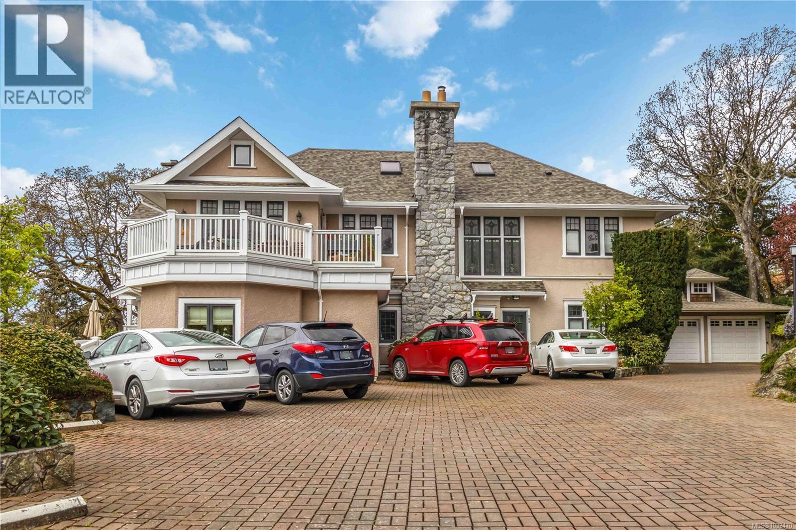 101 1196 Clovelly Terrace, Saanich