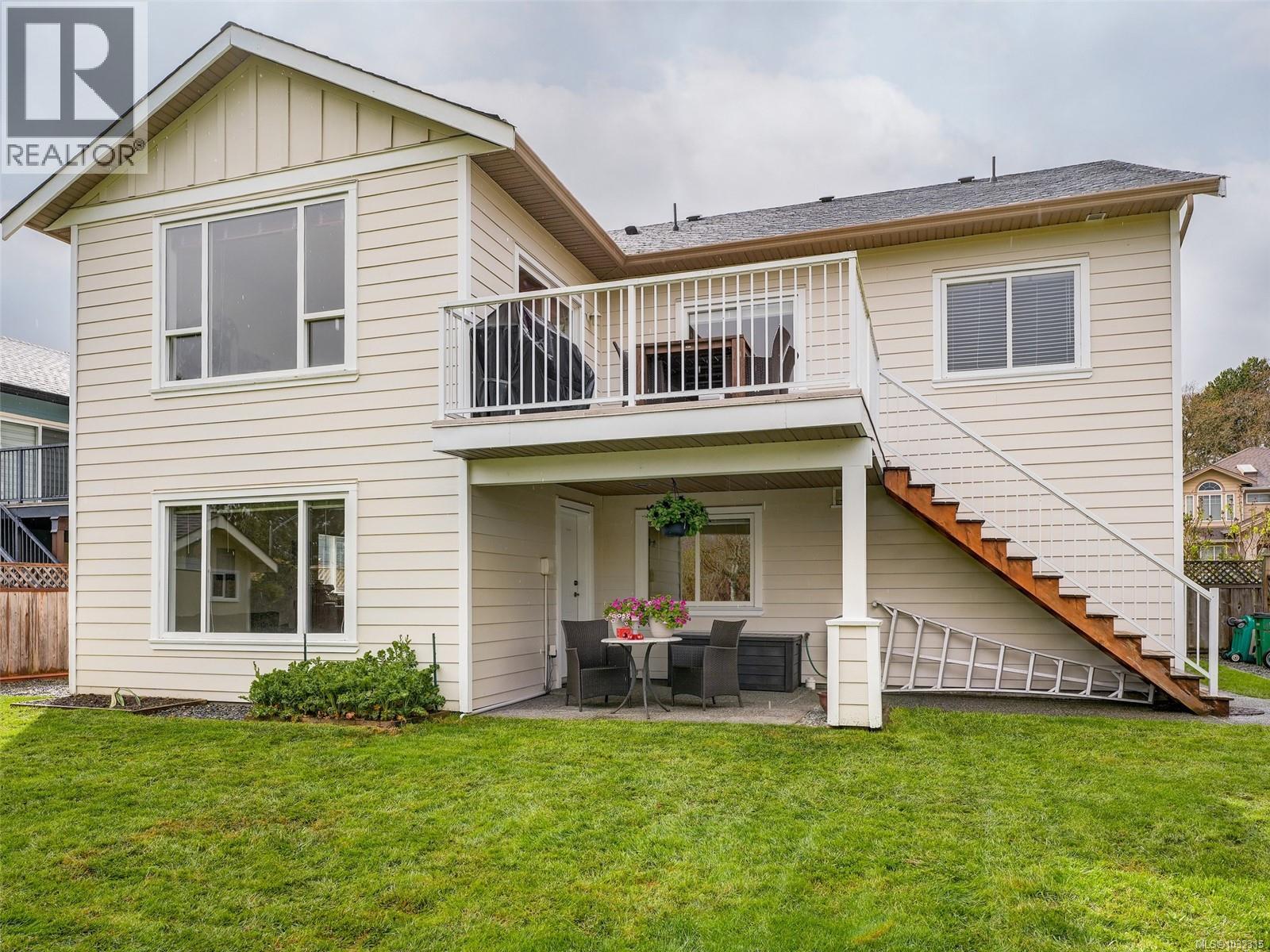  4205 Oakview Place, Saanich