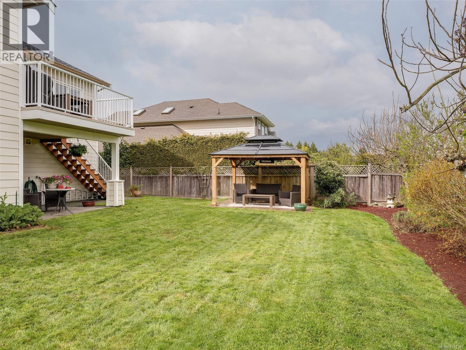  4205 Oakview Place, Saanich