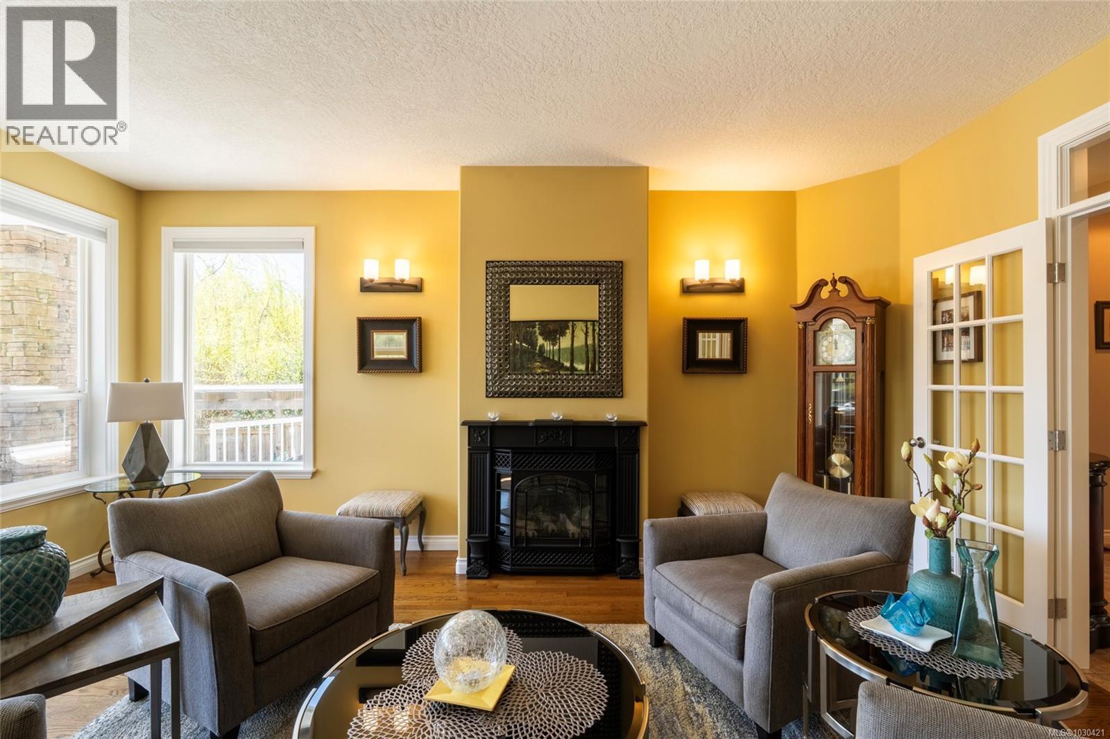 2308 Renfrew Rd - 12
