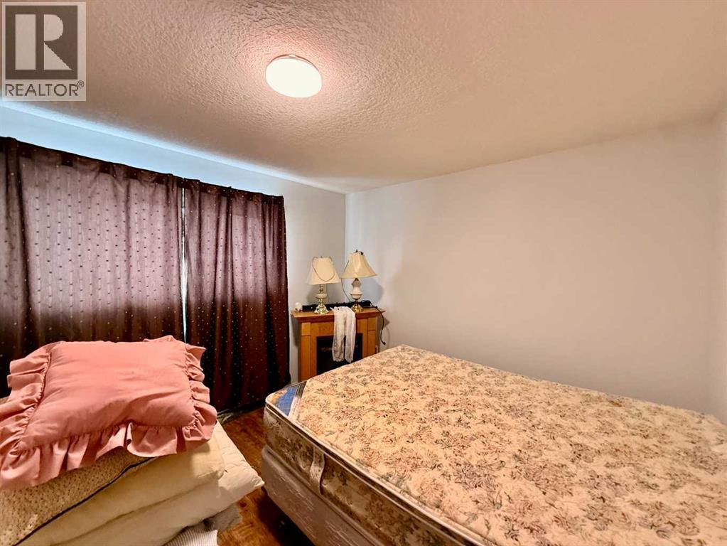 5111 49 STREET - 12