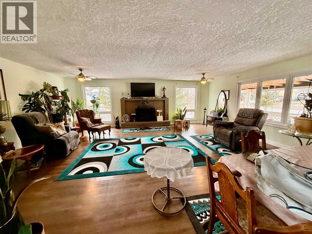 5111 49 STREET - 4