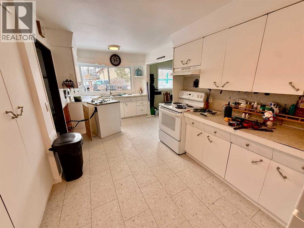 5111 49 STREET - 8
