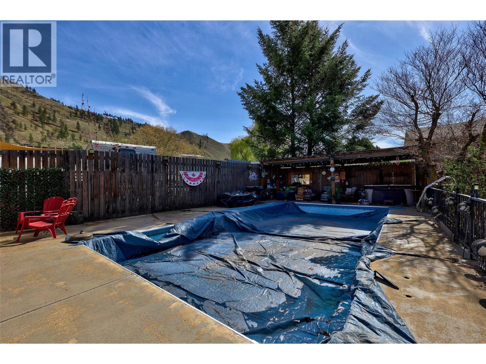 4602 STRAWBERRY LANE - 22