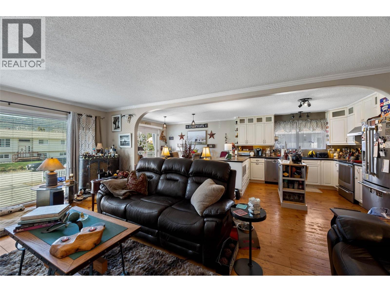 4602 STRAWBERRY LANE - 4