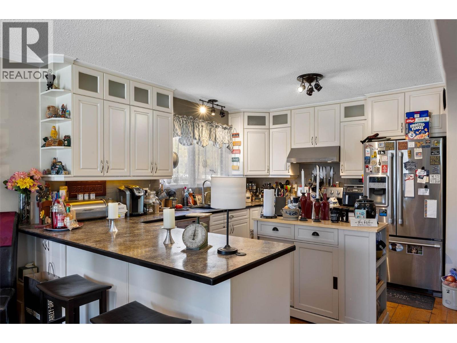 4602 STRAWBERRY LANE - 8