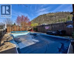 4602 Strawberry Lane, Kamloops, BC V2H1L6 Photo 25