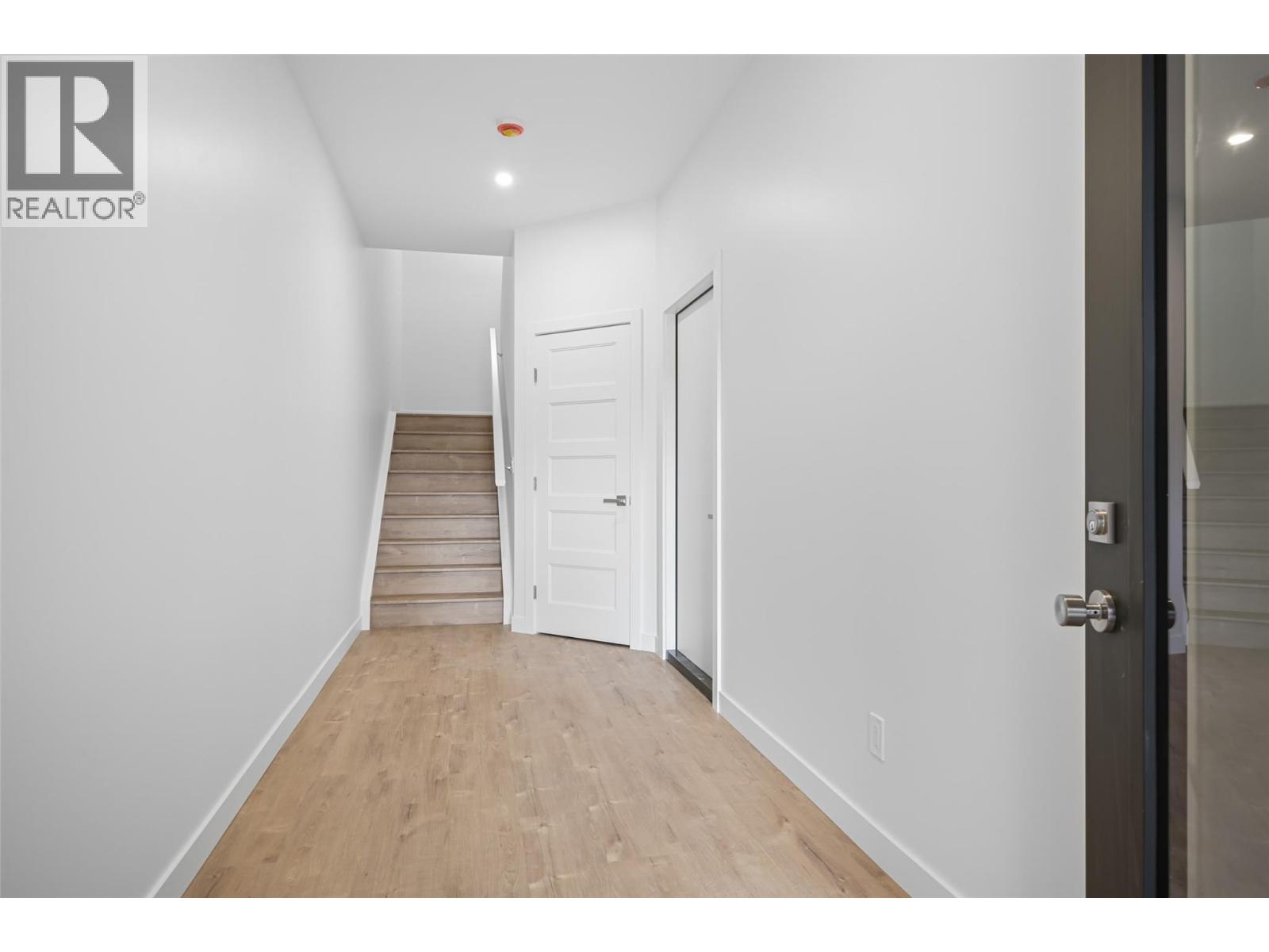 #22A 5150 FAIRWAY Drive - 24