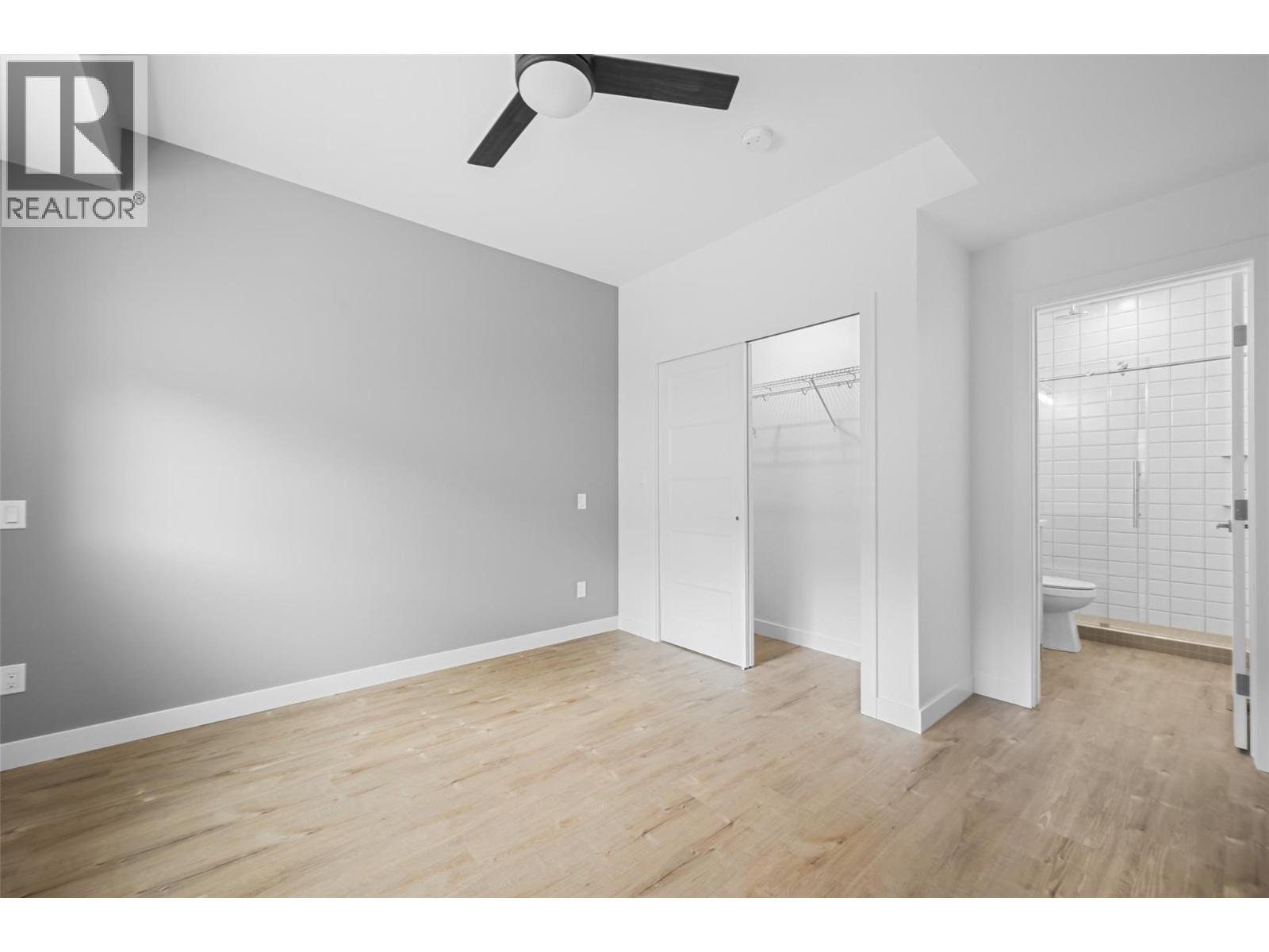 #22A 5150 FAIRWAY Drive - 29