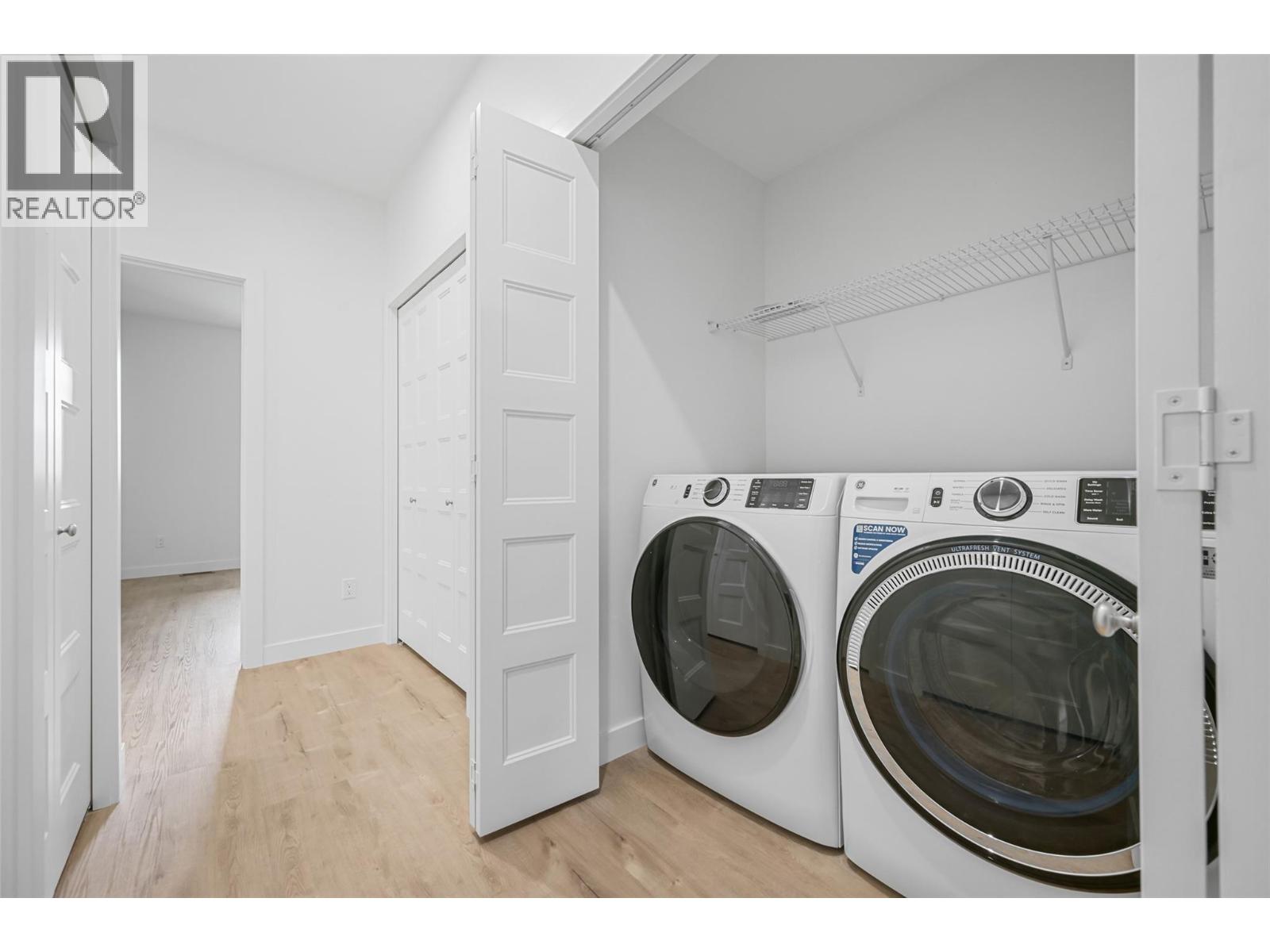 #22A 5150 FAIRWAY DRIVE - 32