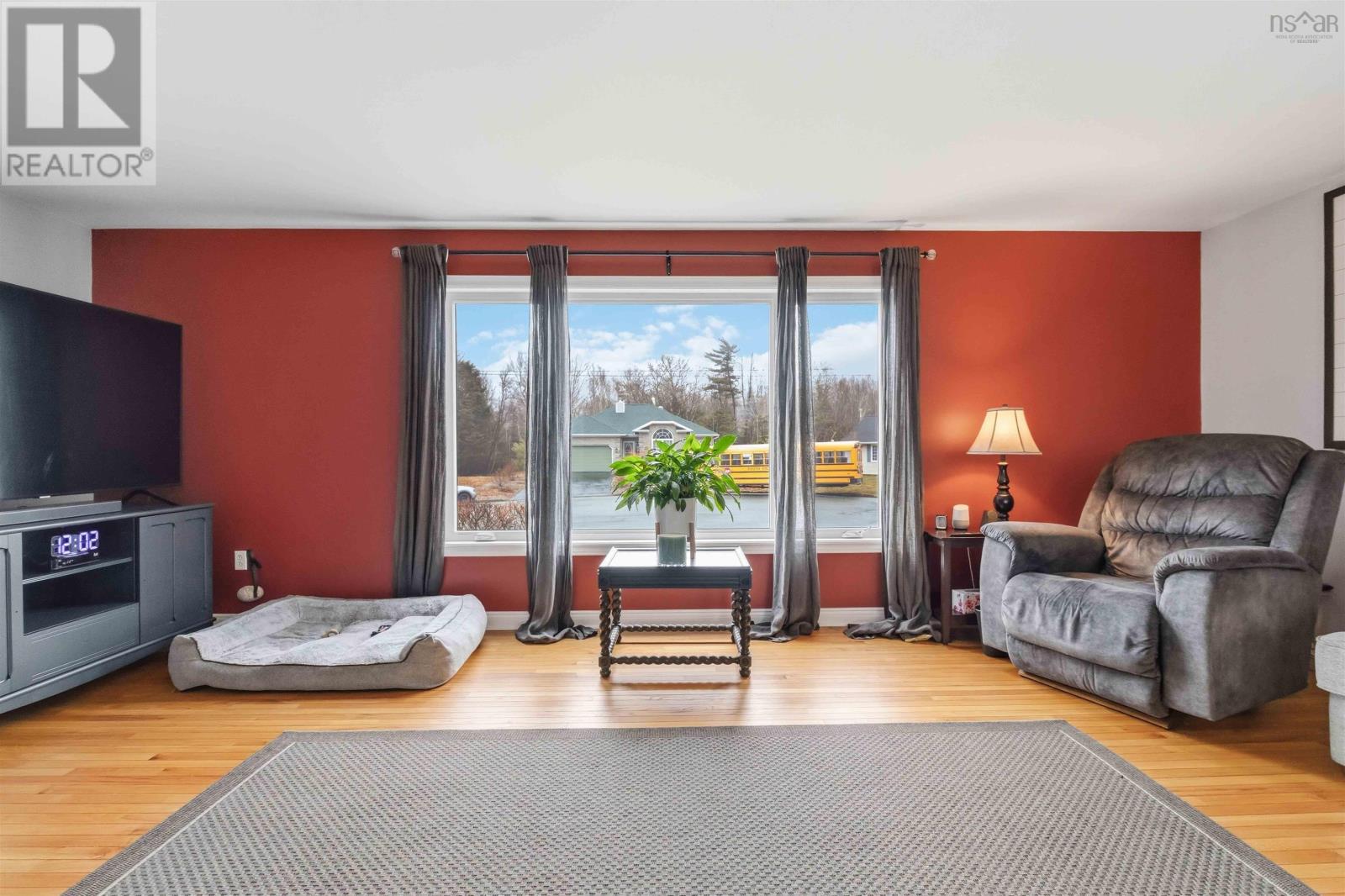 Property 13 of 49 of 52 Stoneridge Court