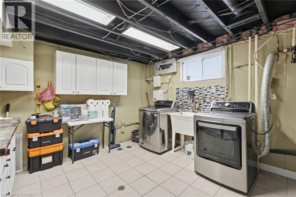 80 LUSCOMBE Street - 28