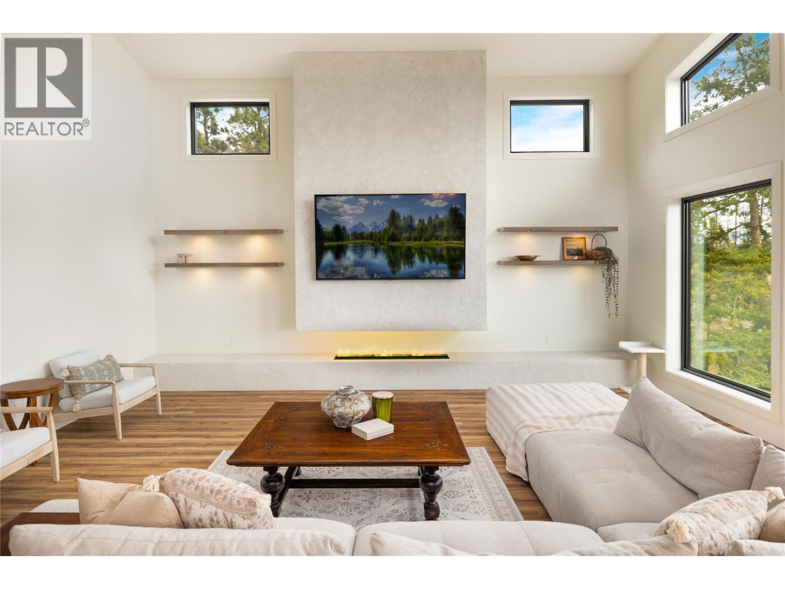  1435 Bear Creek Road, West Kelowna