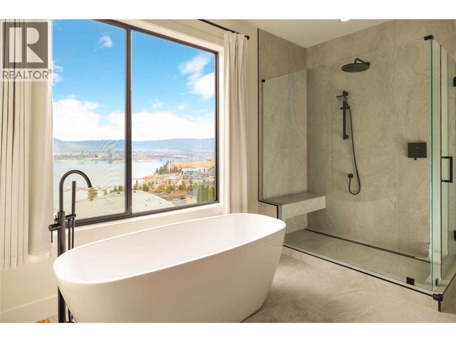  1435 Bear Creek Road, West Kelowna