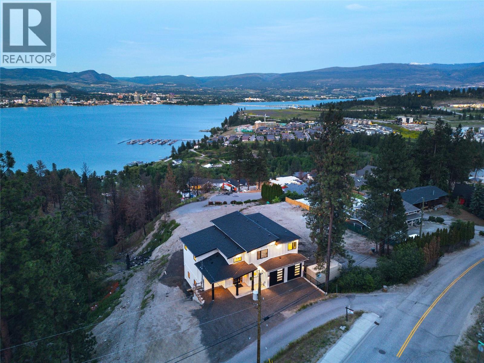  1435 Bear Creek Road, West Kelowna