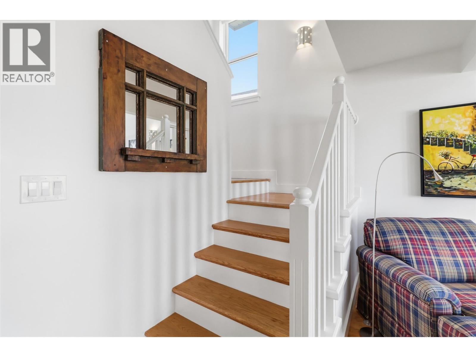 260 SUNHILL COURT - 23