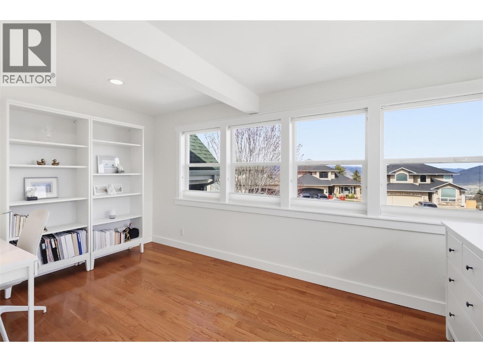 260 SUNHILL COURT - 37