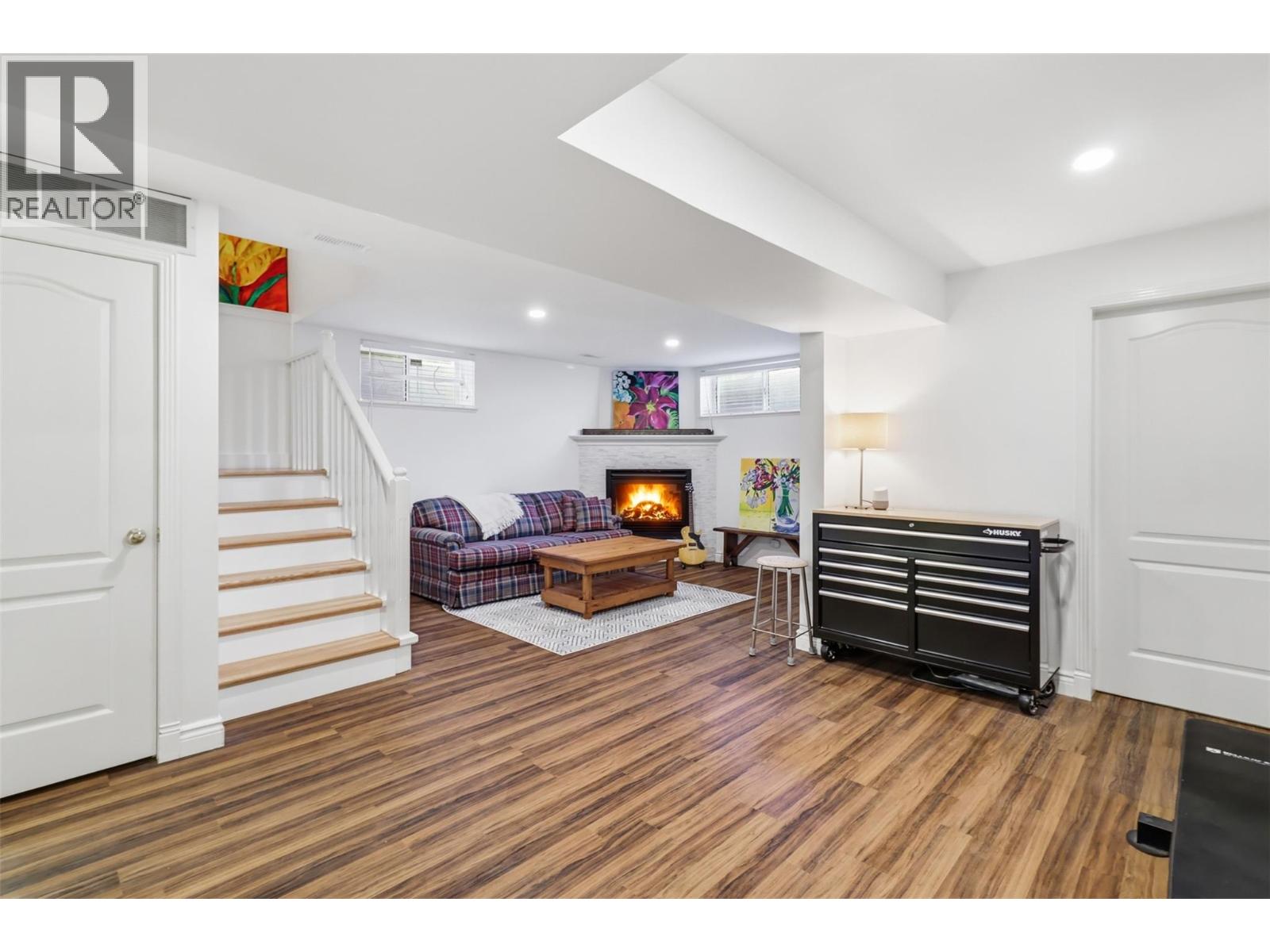 260 SUNHILL COURT - 54