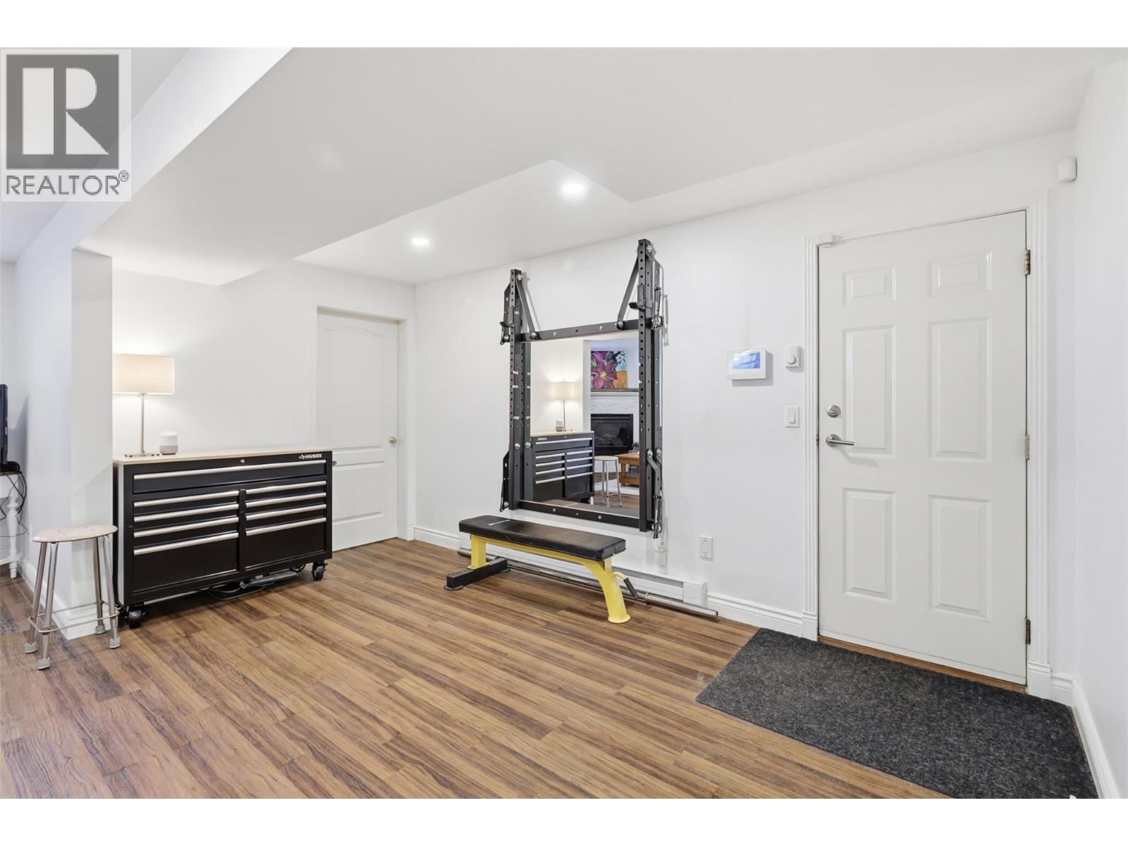 260 SUNHILL COURT - 62