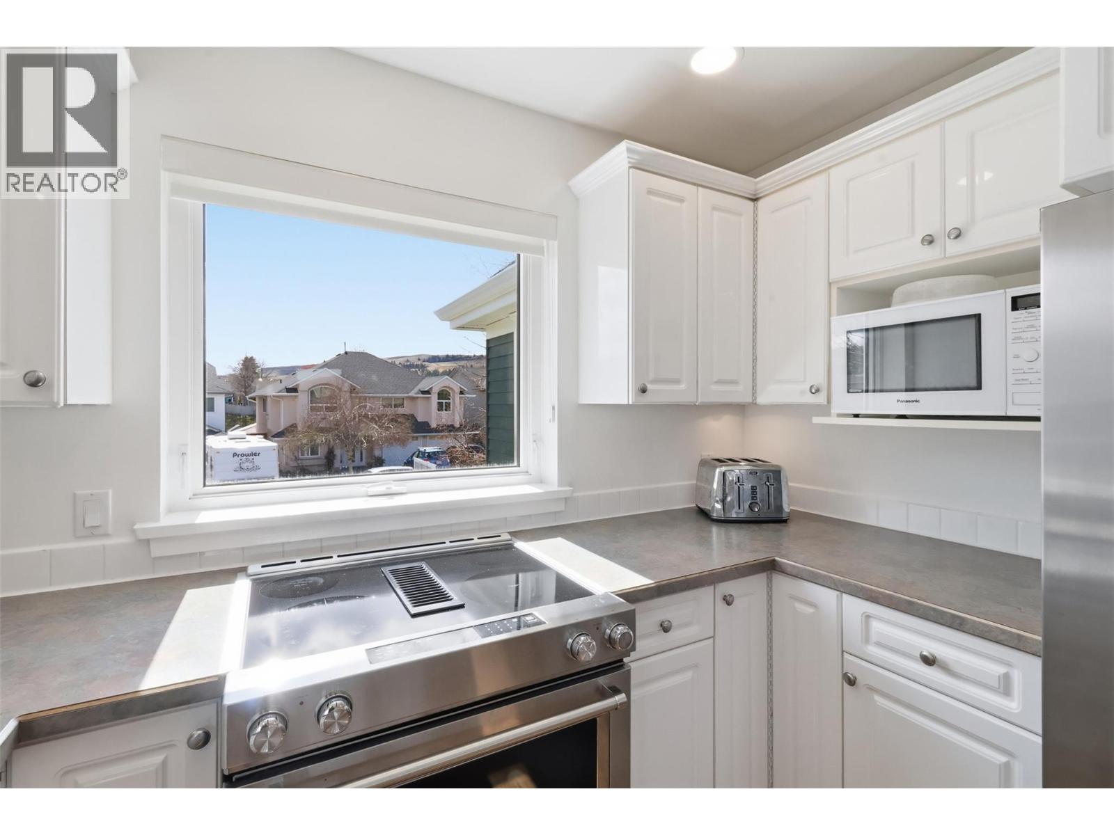 260 SUNHILL COURT - 7