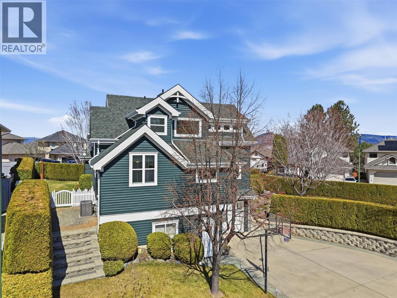 260 SUNHILL COURT - 76