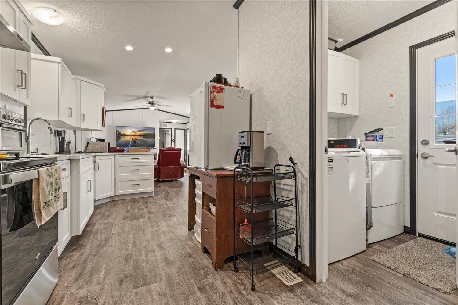 10 52604 YALE ROAD, Rosedale, Rosedale