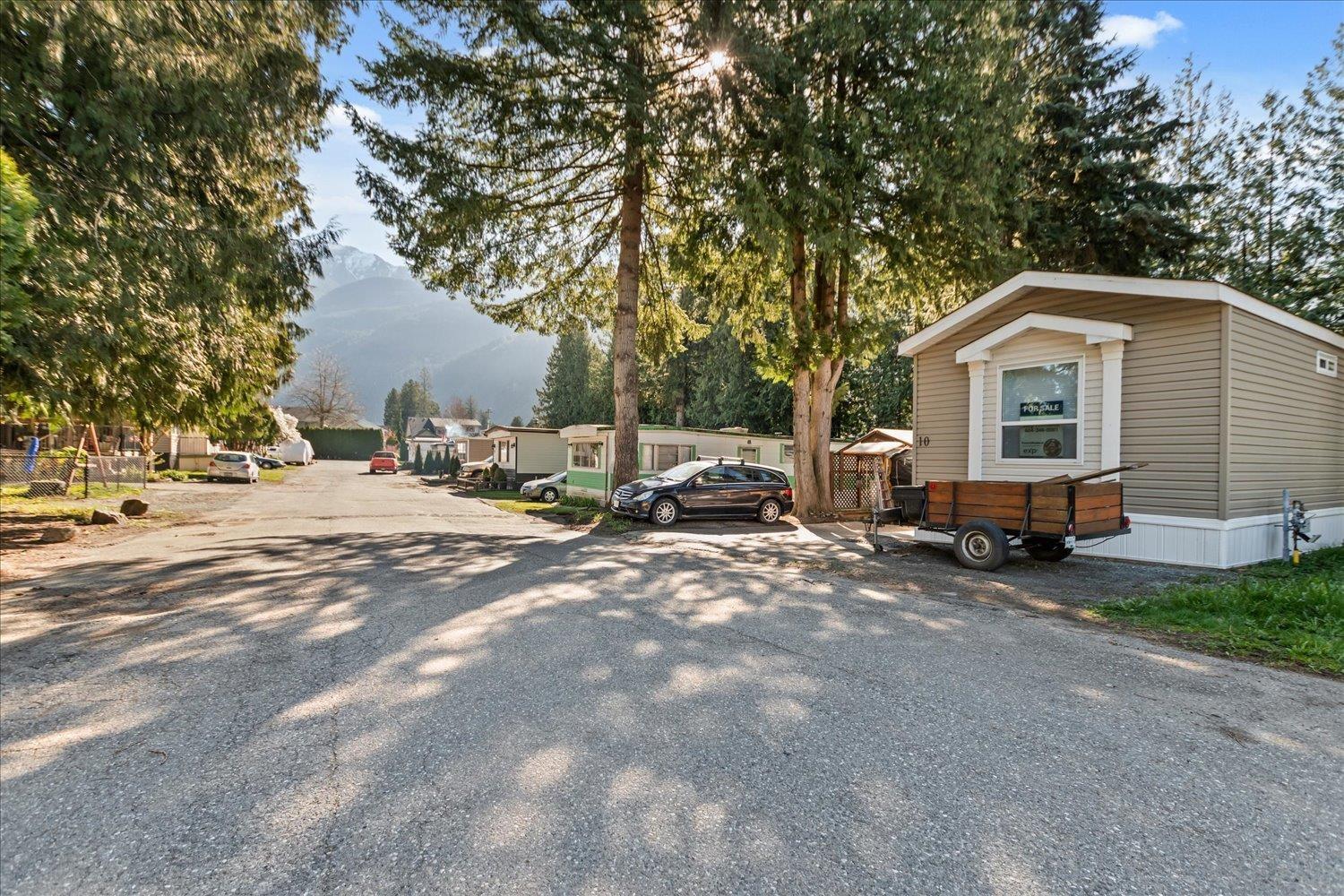 10 52604 YALE ROAD, Rosedale, Rosedale
