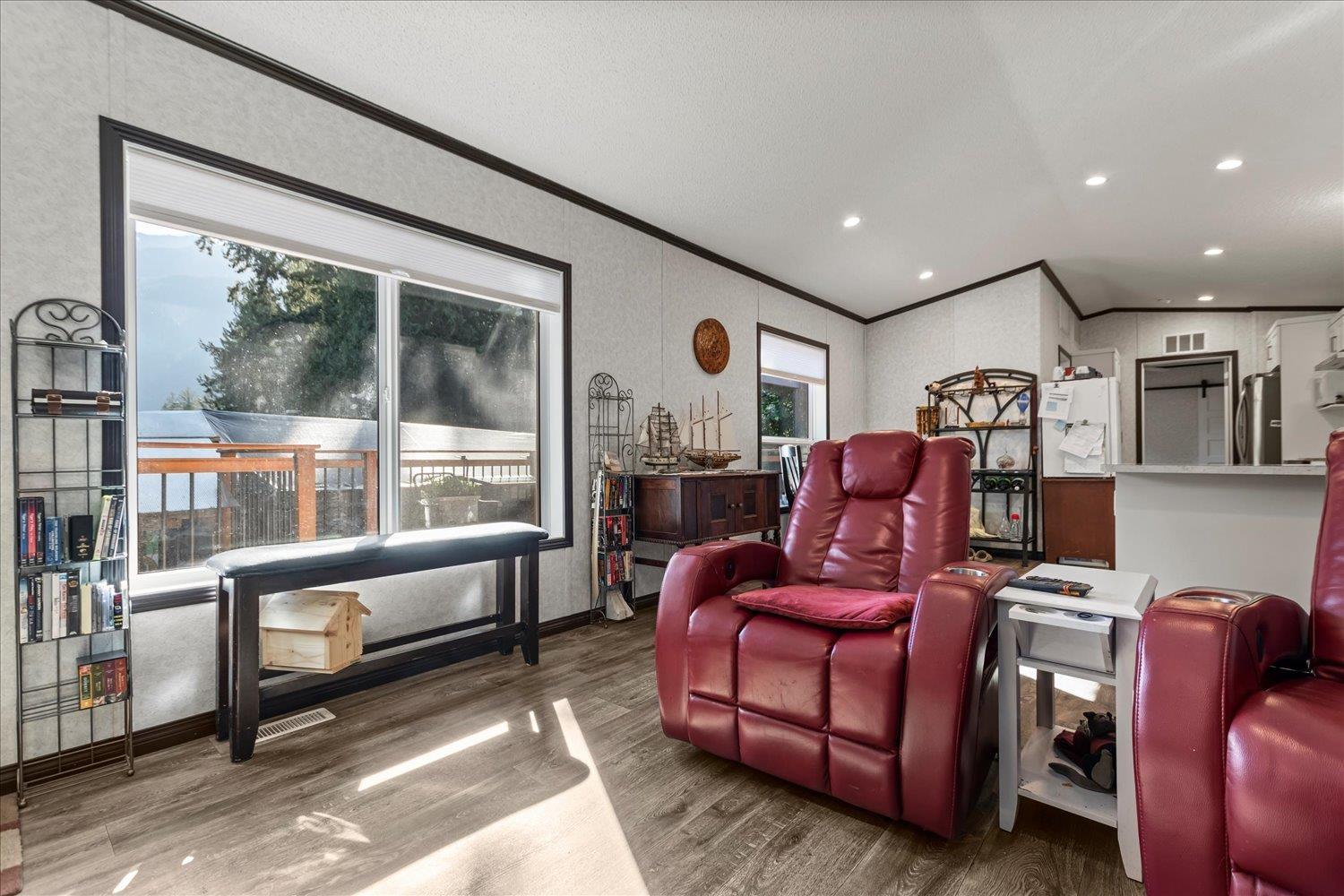 10 52604 YALE ROAD, Rosedale, Rosedale